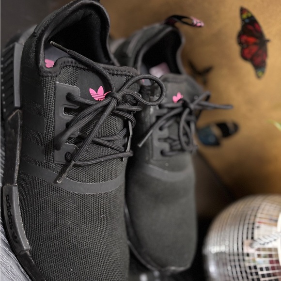 adidas Black Women's Sneakers - Picture 9 of 10